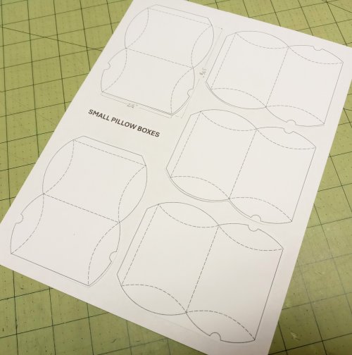 Judy Larson's Jewelry Packaging for Small Items - Pillow Boxes - , General Education, , trace the template